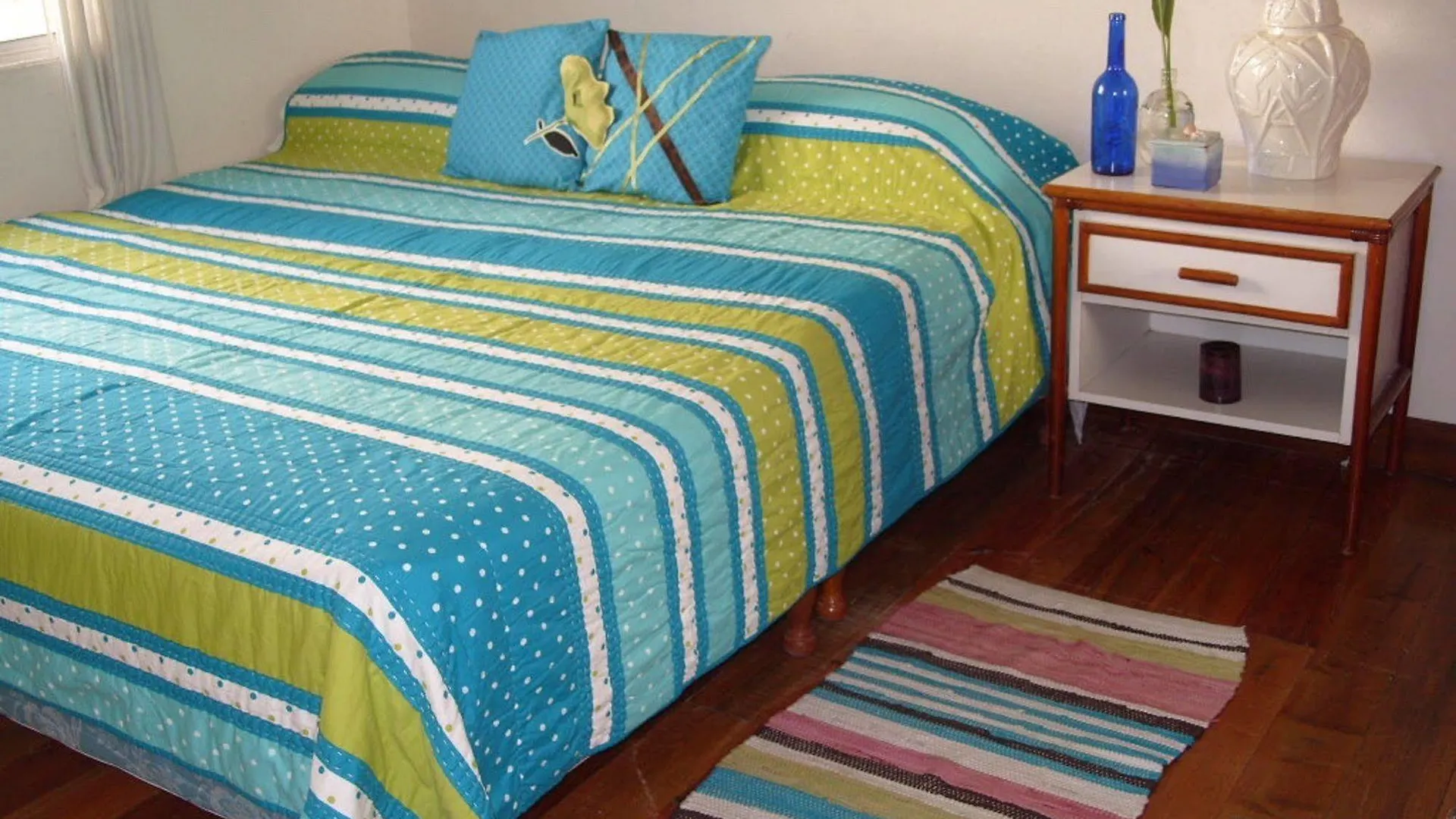 Annabelle'S Apartment Saint James 0*,  Barbados