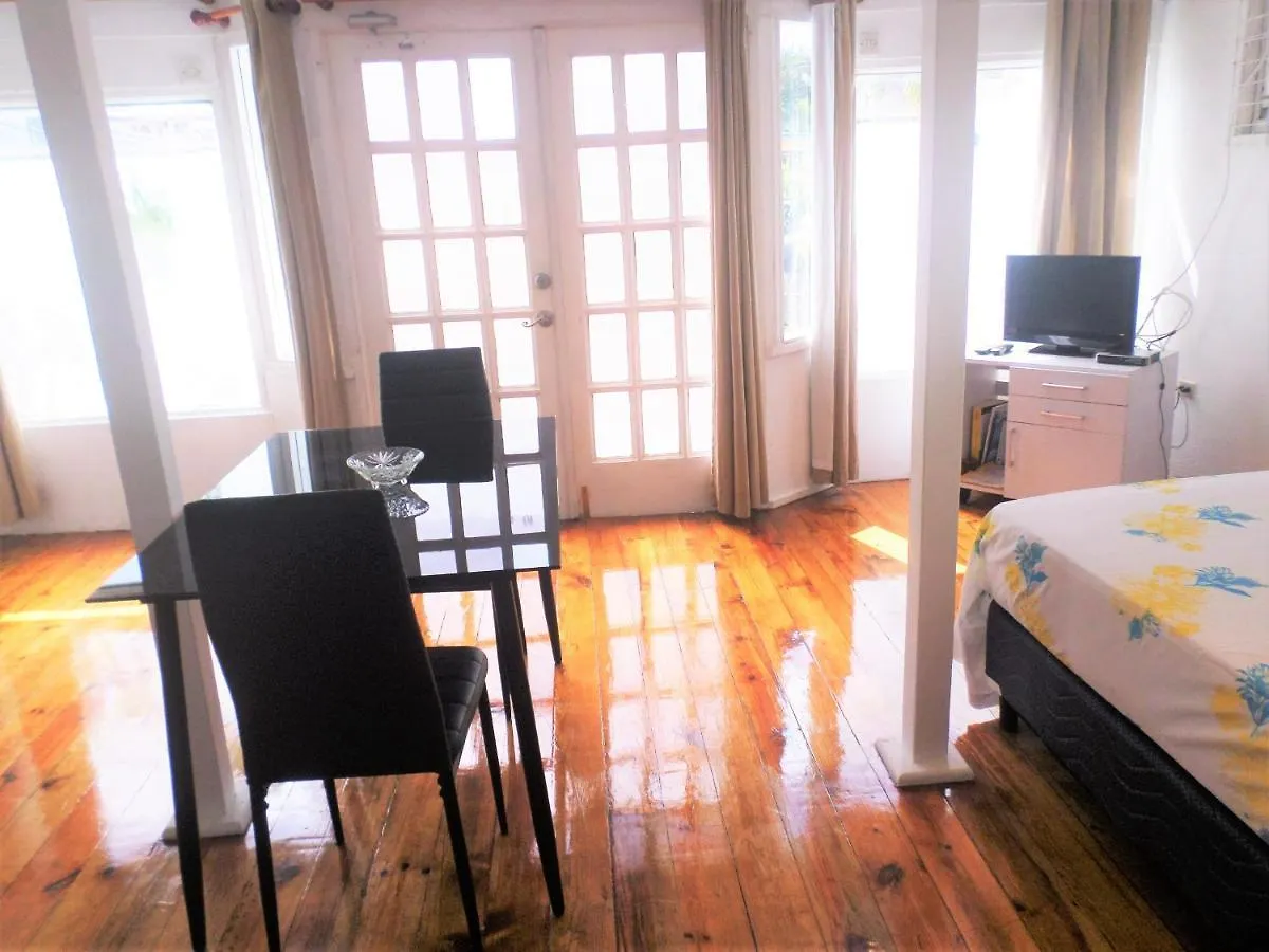 Ferienwohnung Annabelle'S Saint James Barbados